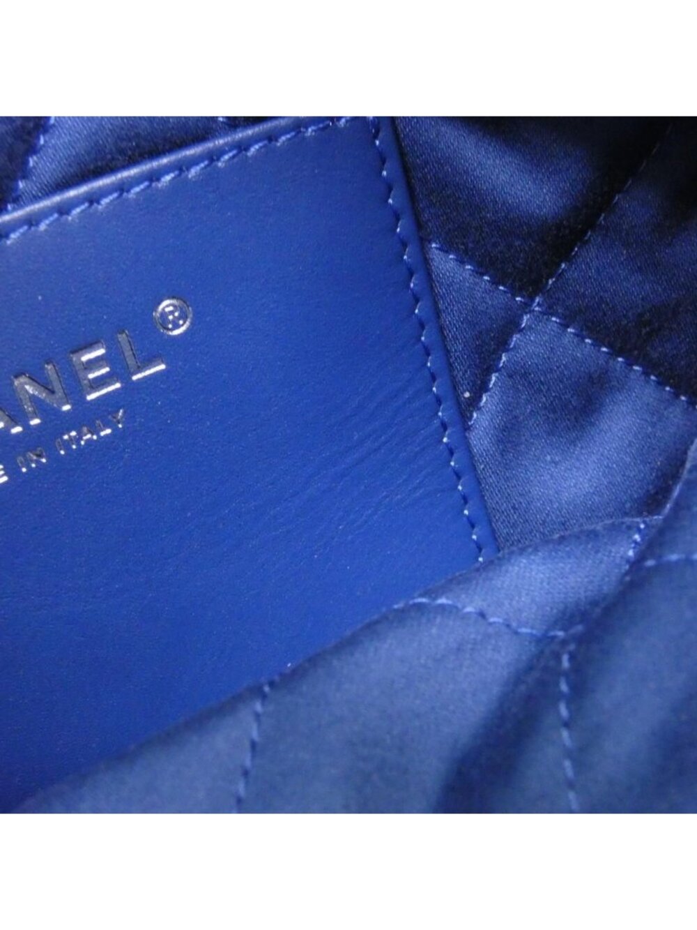 Chanel 22 Line Mini - Picture 8 of 8